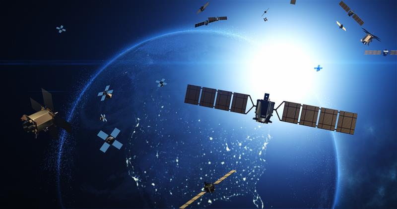 DigitalEU's tweet image. 🌌Space is getting crowded. Can we keep it safe?

As satellite numbers surge, researchers are exploring new ways to manage space traffic, reduce debris &amp;amp; ensure Earth’s orbit remains usable for future missions.

#WeekendRead: link.europa.eu/KWmKC6
