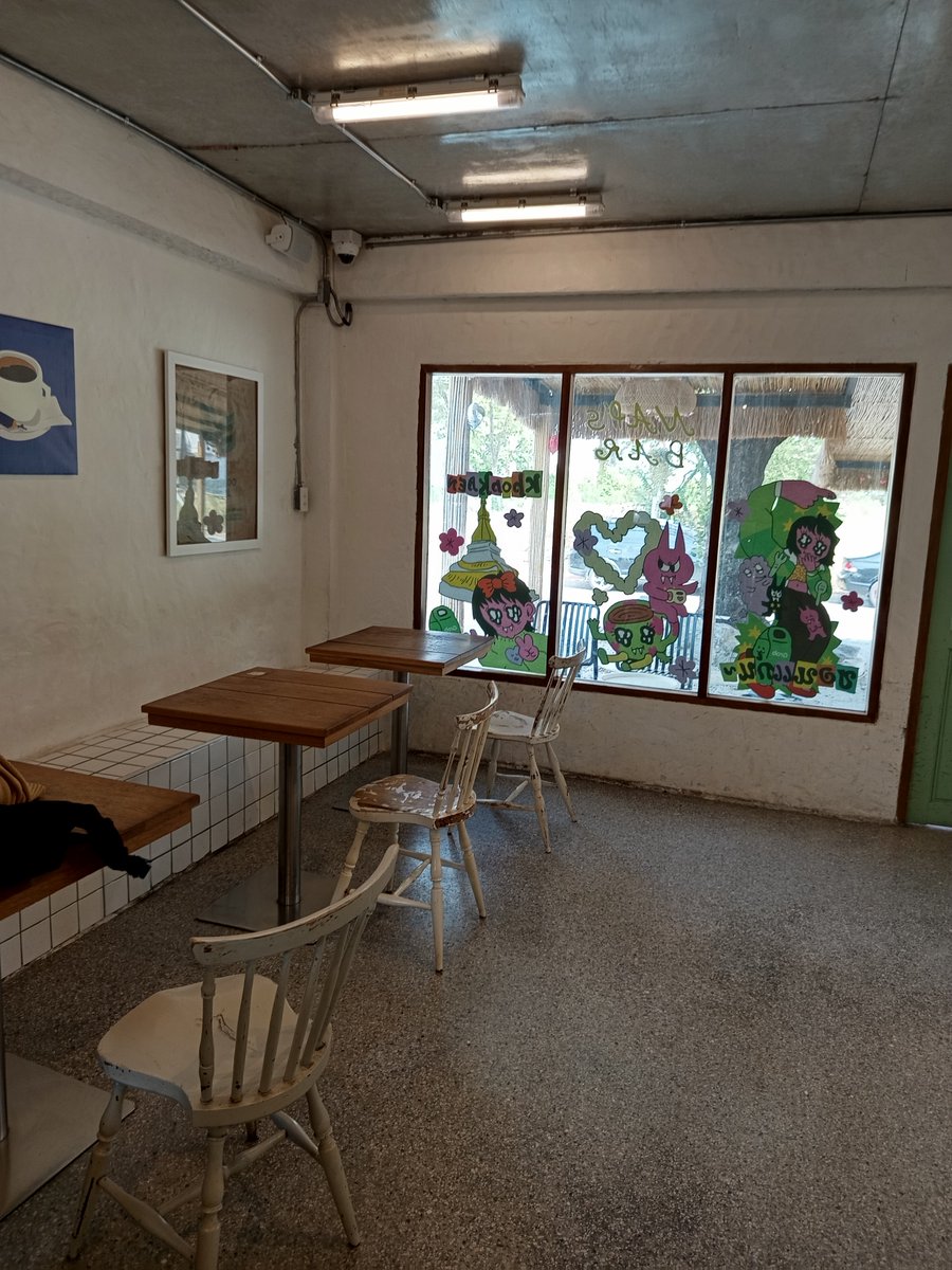 ไปเที่ยวมางับ วันนี้ทานข้าวมันไก่กับบะหมี่เกี๊ยว (ไม่ค่อยอร่อยหรอกนะ5555) ต่อไปที่คาเฟ่ / อีกไม่กี่วันก็หยุดนะซาน ไว้หยุดยาวค่อยถ่ายรูปมาอวดกันน้า ตอนนี้ก็สู้ๆเอาเท่าที่ไหวนะเธอ ทานข้าวด้วยนะ 😤😤
#RosannAstray
<a href="/Rosann_Astray/">Rosánn 【ASTRAY】</a>