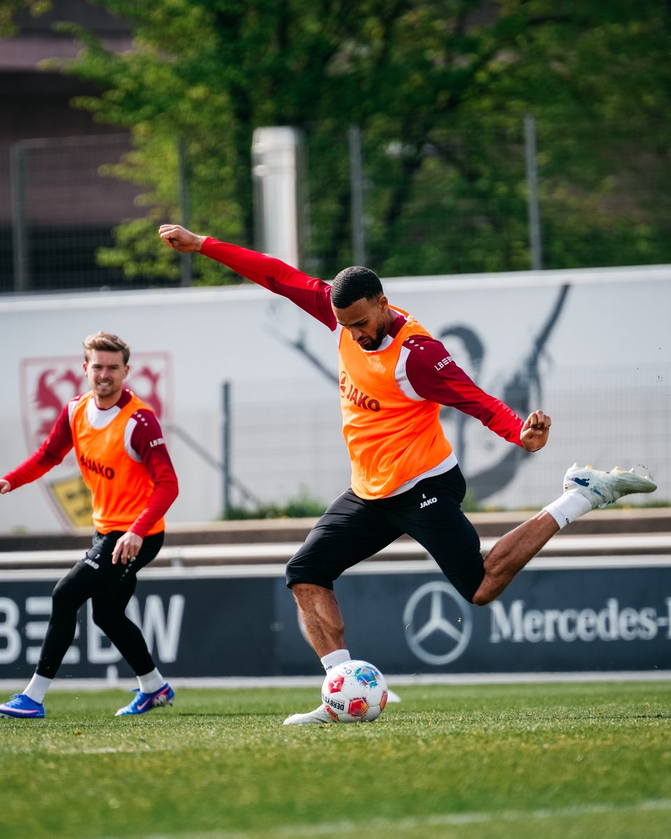 VfB's tweet image. Wir holen uns den letzten Schliff vor dem Heimspiel gegen den HSV am kommenden Sonntag!

#VfB | #VfB1893 | #Training | #Bundesliga | #VfBHSV