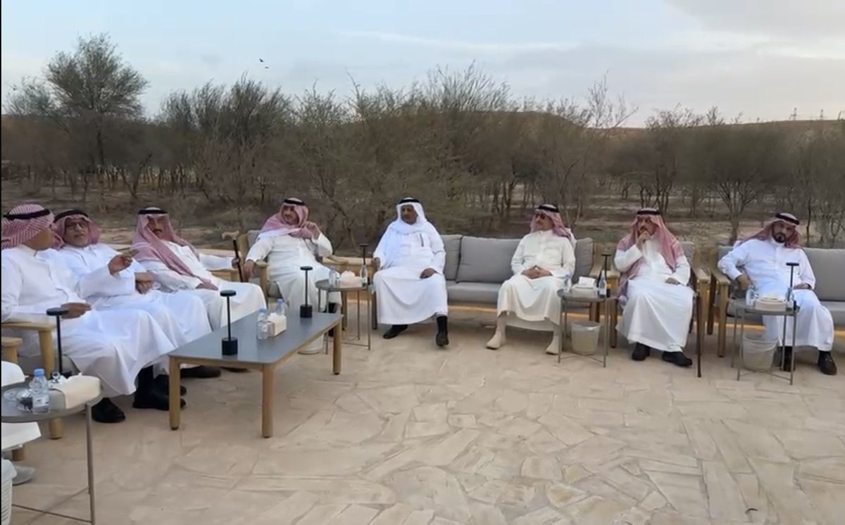 العناقر tweet media