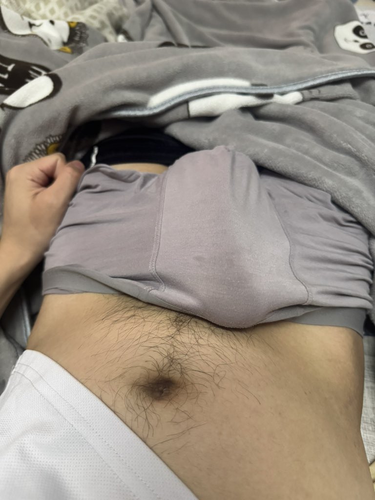 🌚🤨s2718621 tweet media