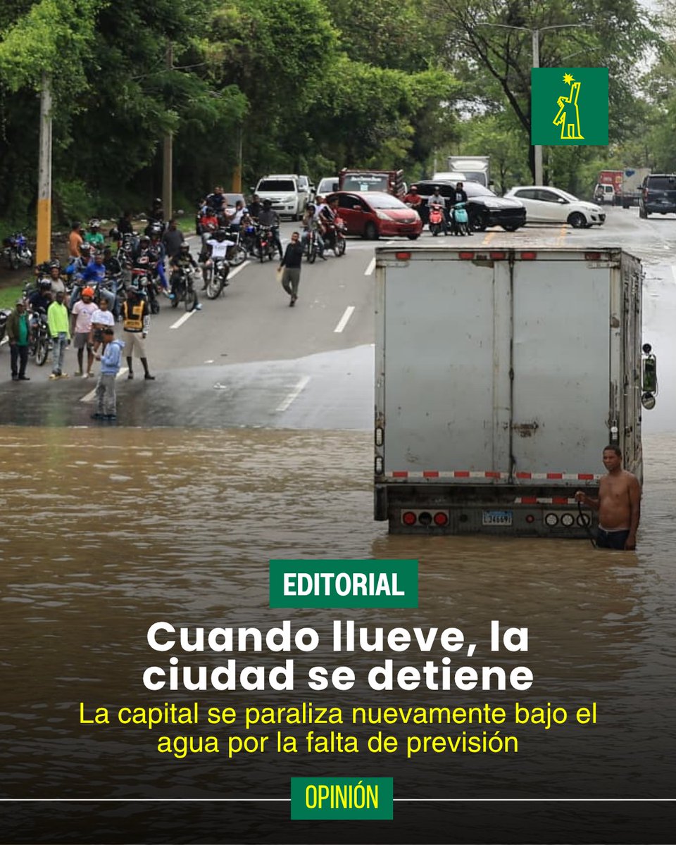 DiarioLibre's tweet image. 🖋 | #EDITORIAL | Una vez más, las lluvias convirtieron a Santo Domingo en un caos. Vías anegadas, tránsito paralizado y una ciudad incapaz de sostener su ritmo cotidiano. Tanto fue el impacto que las autoridades se vieron obligadas a reducir el horario laboral y cerrar algunas