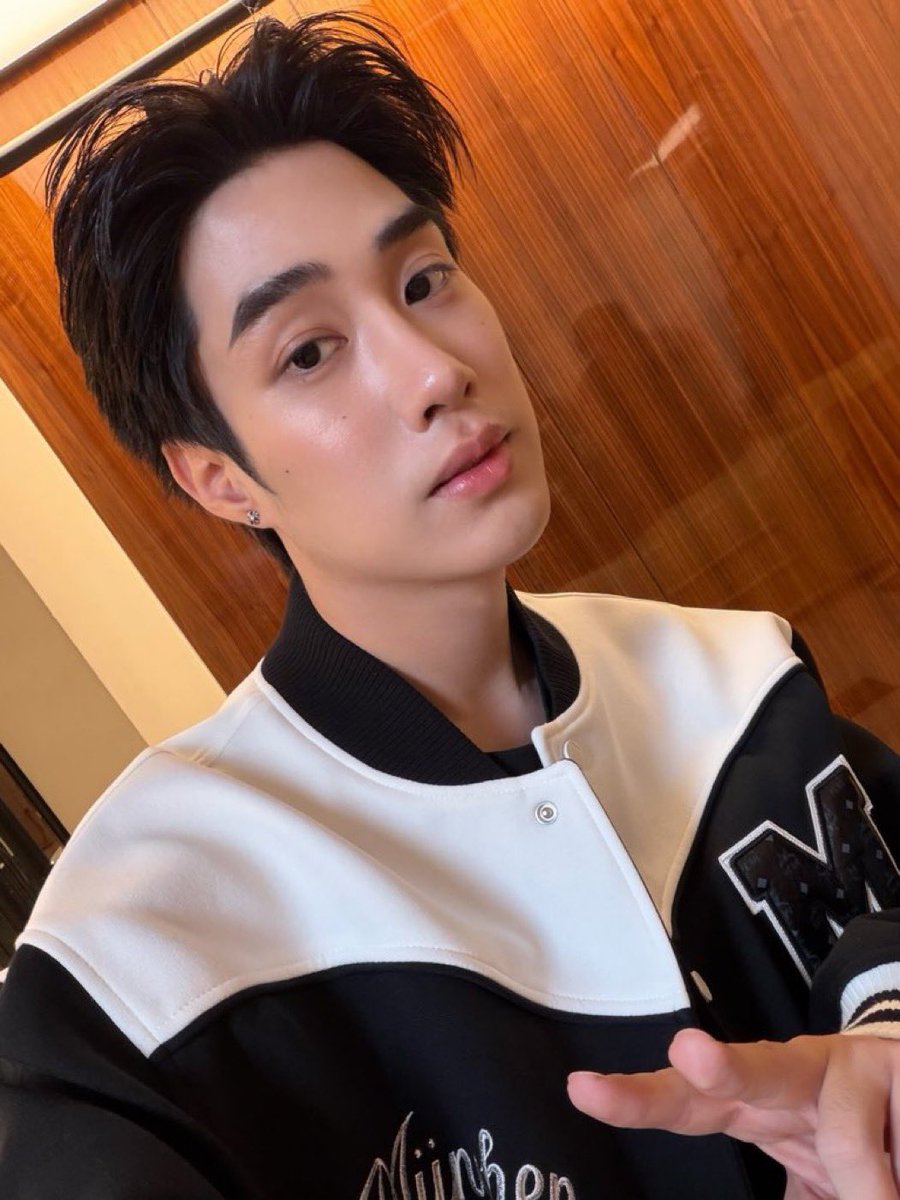 thara🍒 tweet media