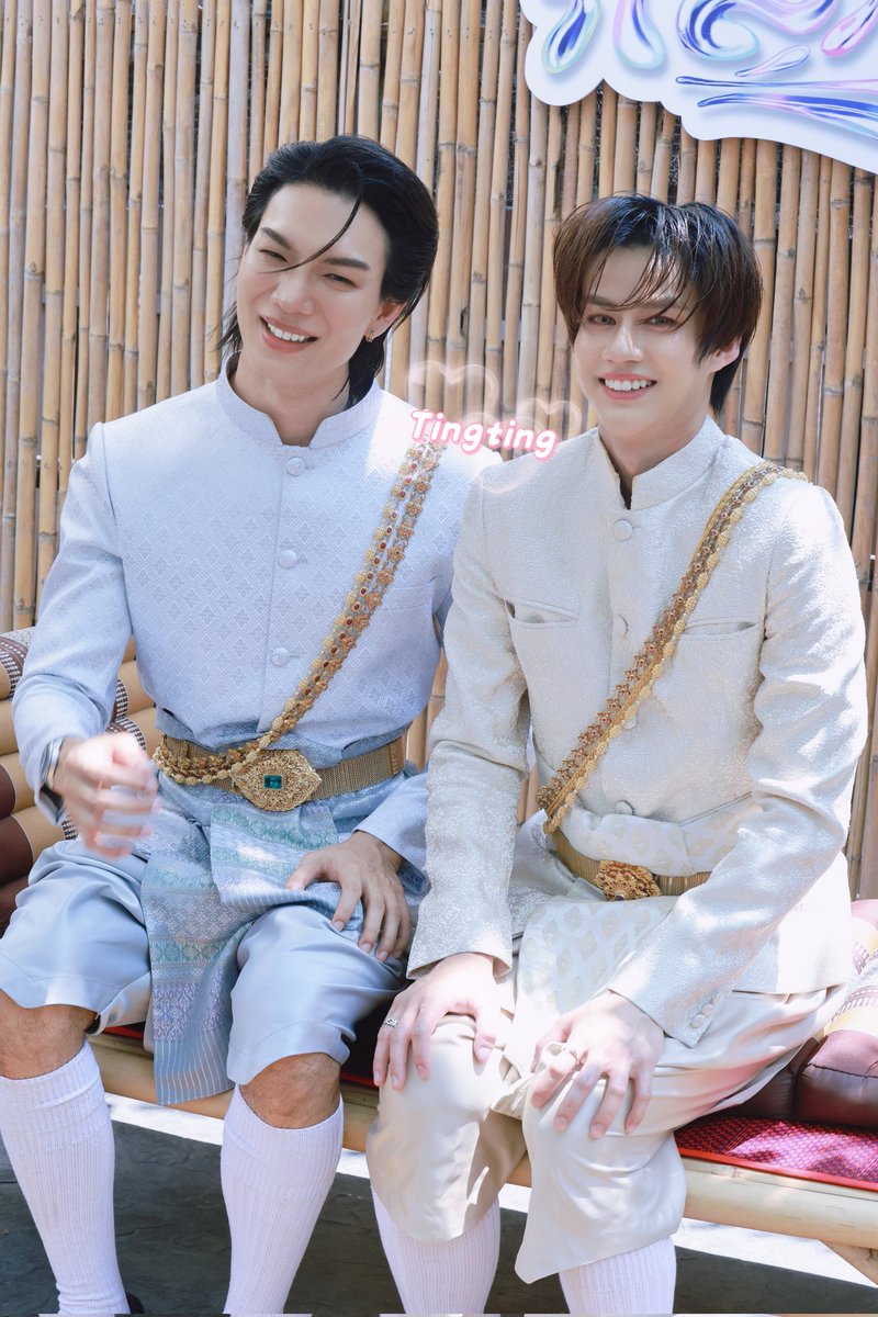 JintingXie0228's tweet photo. 我有点太懒了,没修几张,拍了一堆~
#LUMINxBOATOAT
#SummerRitual
#BoatOat #BoatYongyut #OatPasakorn
@Yong_yutt @oat_psk https://t.co/0MTi2qTlzK