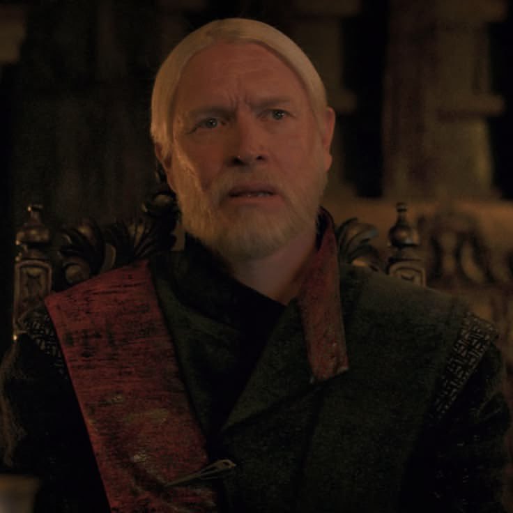 captainess bլahbլahrossa tweet media