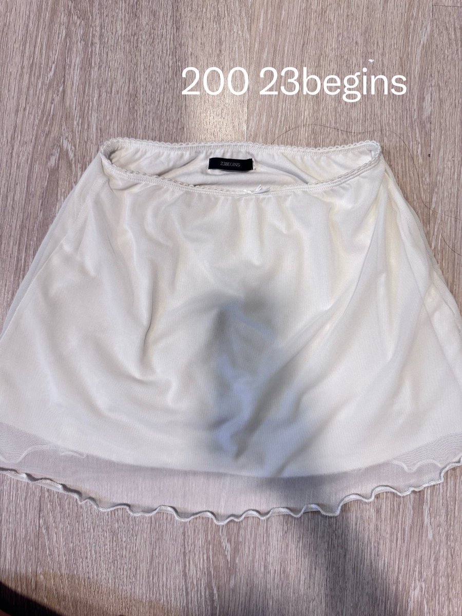 marryjanur's tweet photo. #ส่งต่อเสื้อผ้ามือ2 #ส่งต่อสเวตเตอร์ #เสื้อผ้าเกาหลี #เสื้อผ้ามือสองสภาพดี #ส่งต่อเครื่องสำอางมือสอง #ส่งต่อคาร์ดิแกน #ส่งต่อกางเกง #23begins https://t.co/1NGrSD9Ng2