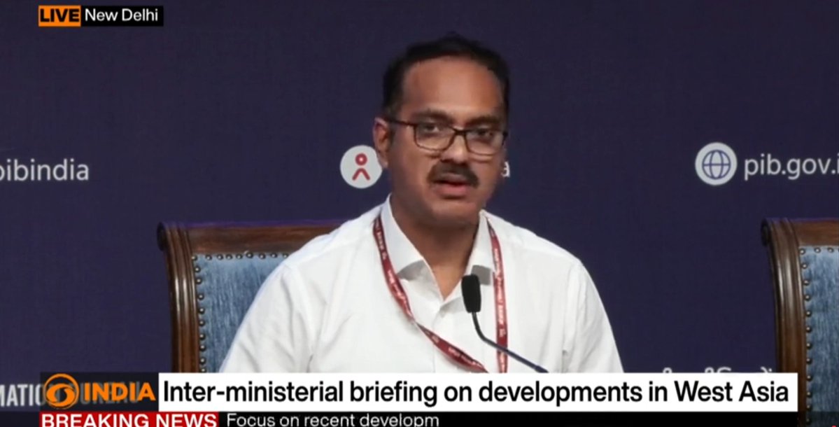 DDIndialive's tweet image. LIVE| Inter-Ministerial Briefing on Recent Developments in West Asia

#WATCH 🔗youtube.com/live/TBlxk1kH9…
