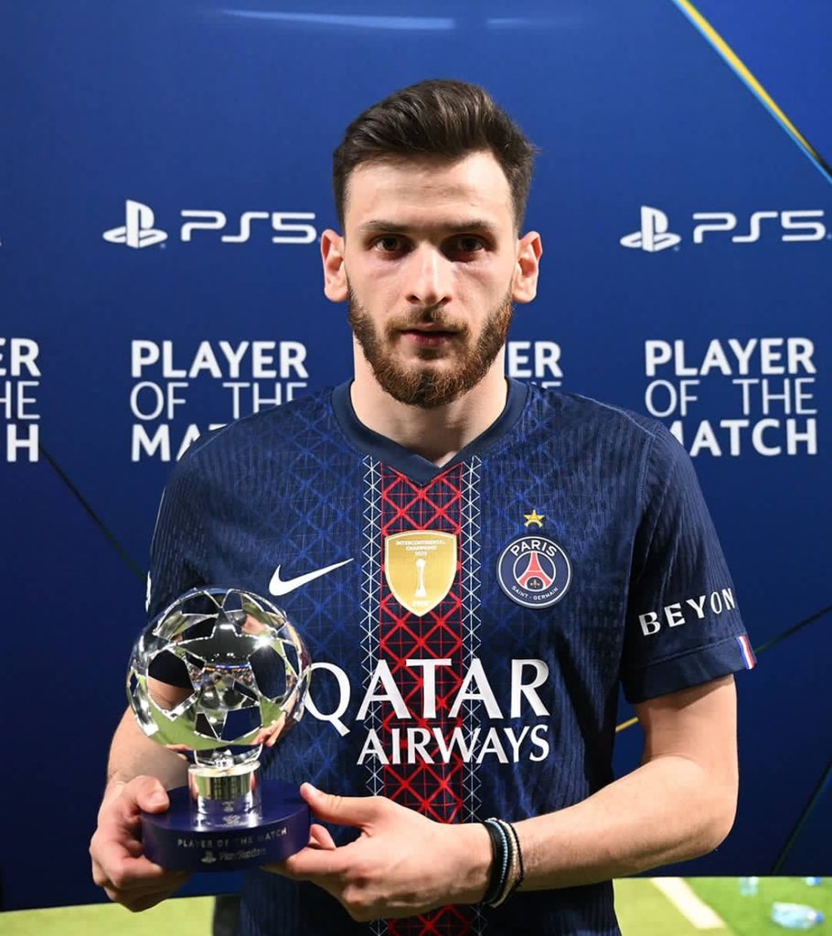 ناير tweet media