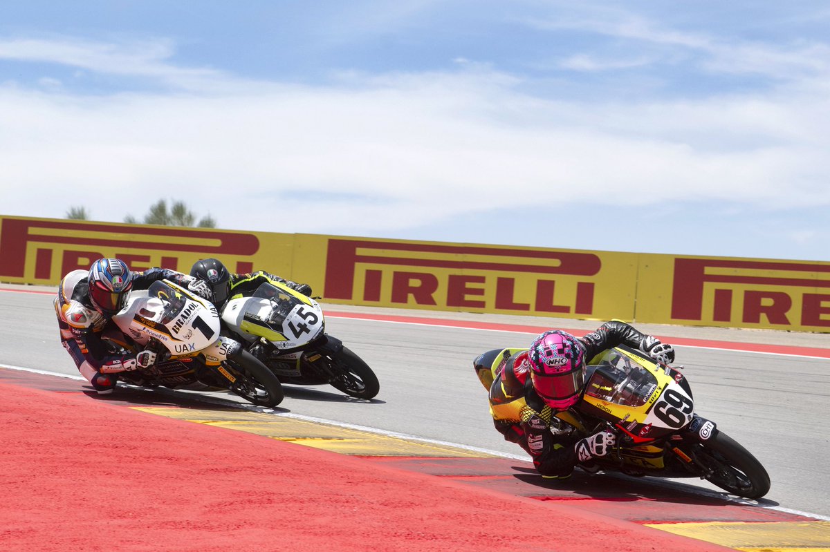 motojuniorwc's tweet image. Your top 3 #ETC riders are stepping up 🔥

This season, they make their debut in the FIM #Moto3 Junior World Championship 🚀

#RoadToMotoGP🏁