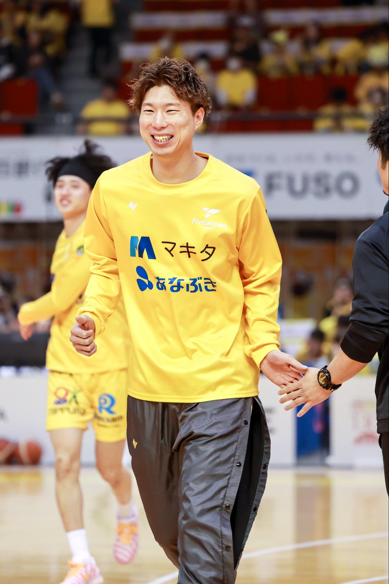 もももん tweet media