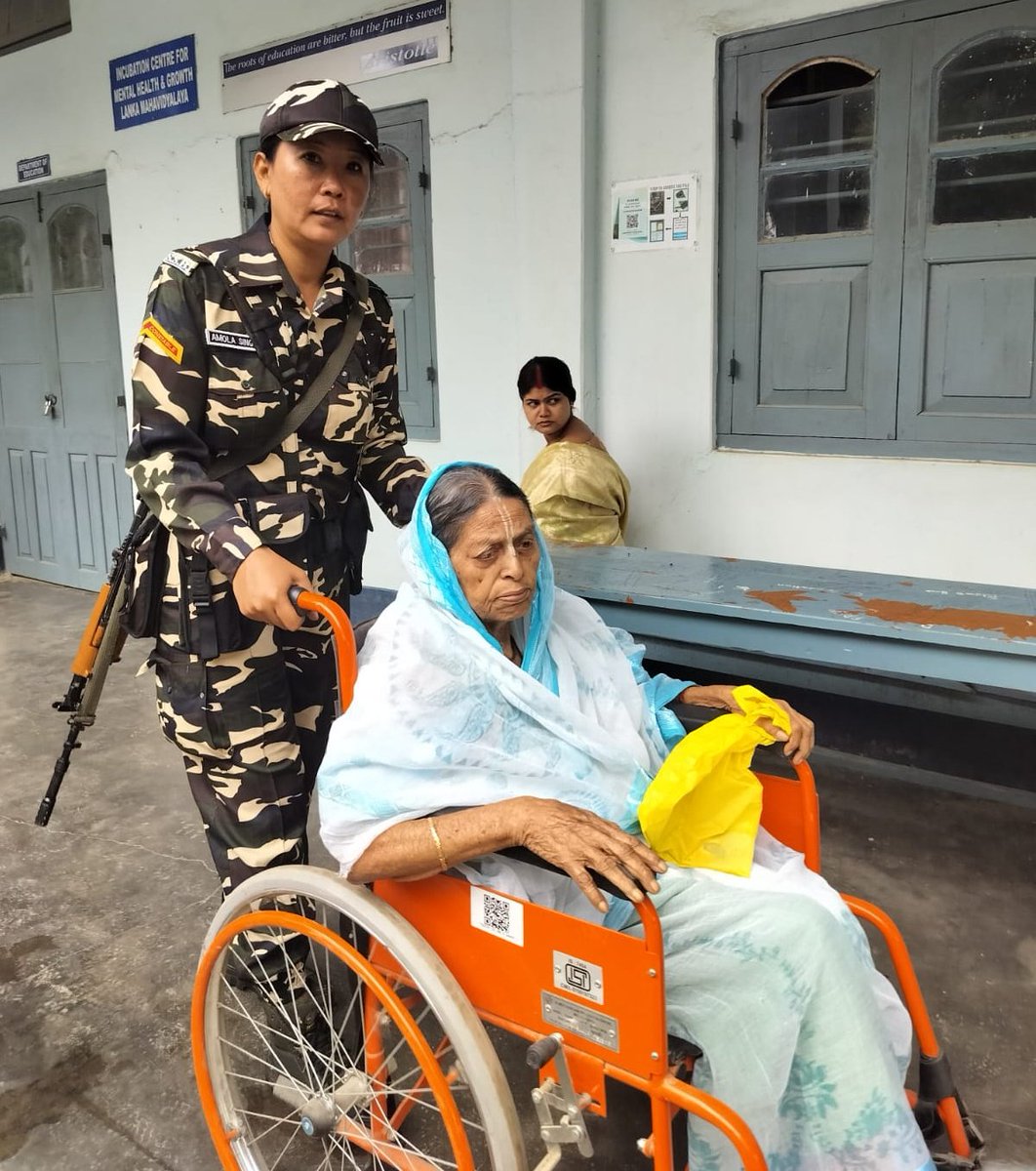 SSB_INDIA's tweet image. Assam | #AssemblyElections2026 🇮🇳

#SSB personnel are actively deployed to ensure a secure, peaceful &amp;amp; transparent polling process through area domination and strict security measures.

With dedicated support to senior citizens and divyang voters, SSB upholds its core values of