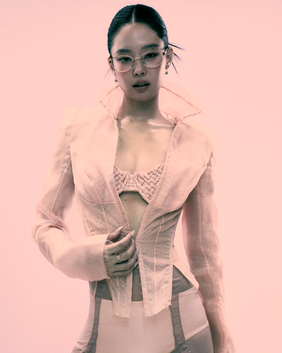 Mint Magazine Thailand tweet media