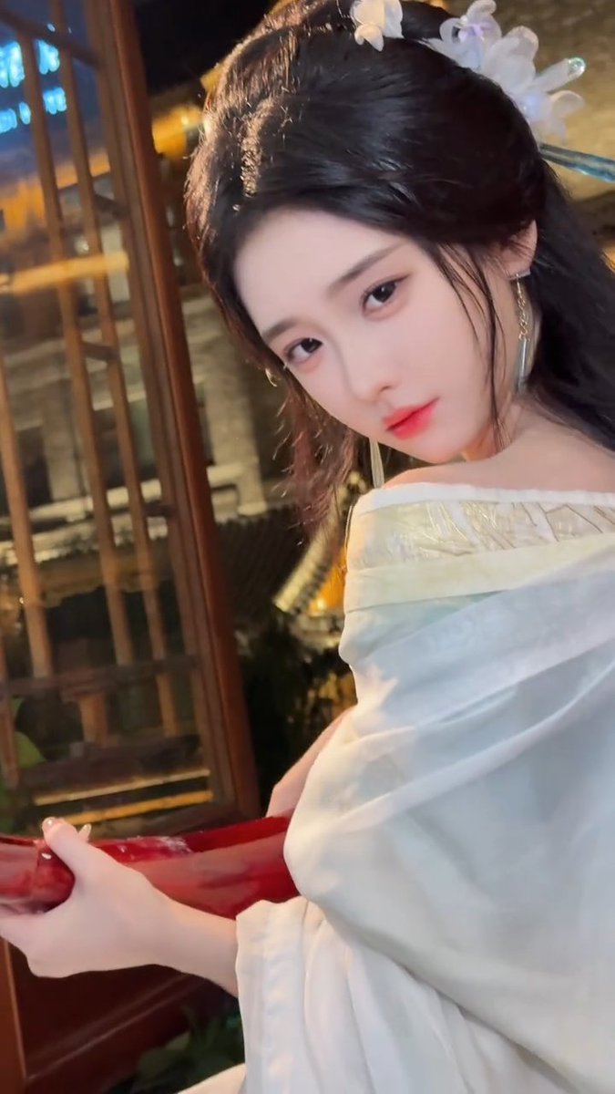 蔡文姬 tweet media