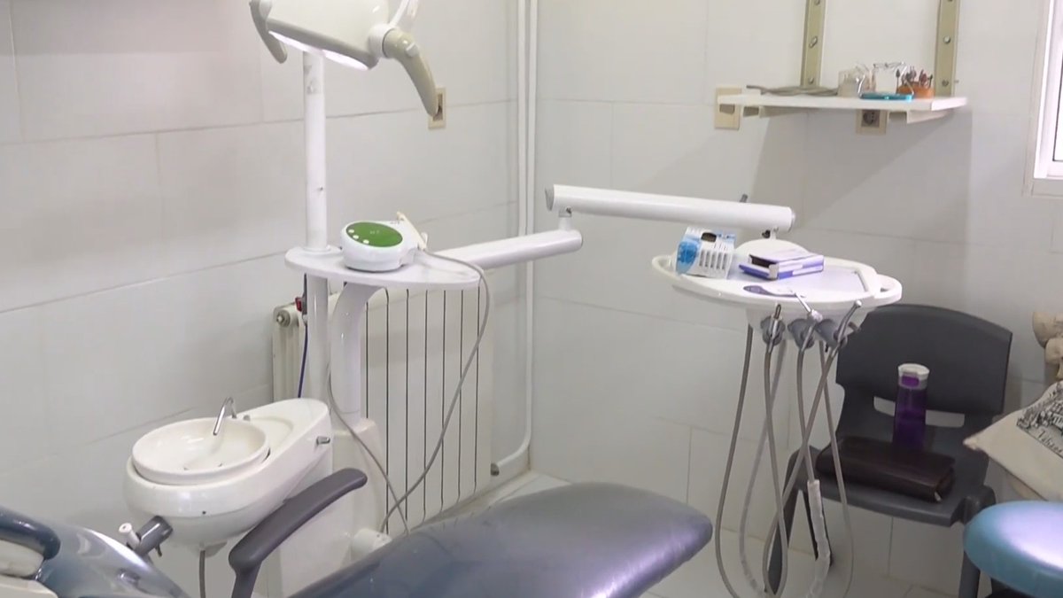 RadioUruguayUy's tweet image. 🏥#Paysandú: Se inauguró la primera policlínica odontológica con sedoanalgesia del interior. Permitirá realizar tratamientos en pacientes pediátricos que lo requieran, con sedación consciente para reducir dolor, ansiedad y estrés.

🔗 mediospublicos.uy/paysandu-inaug…