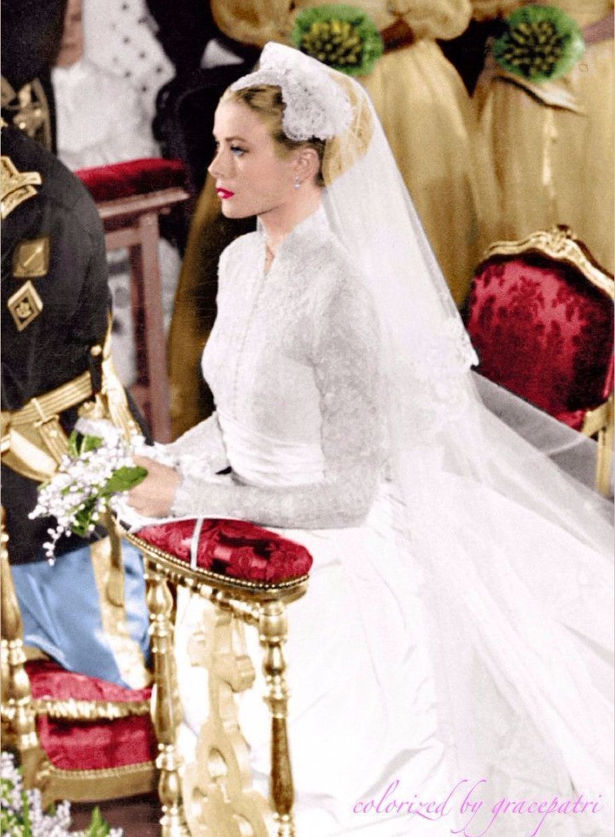 Burcu Biricik in zerafeti ve güzelliğinde Grace Kelly vibe alan tek kişi ben olamam 🫠