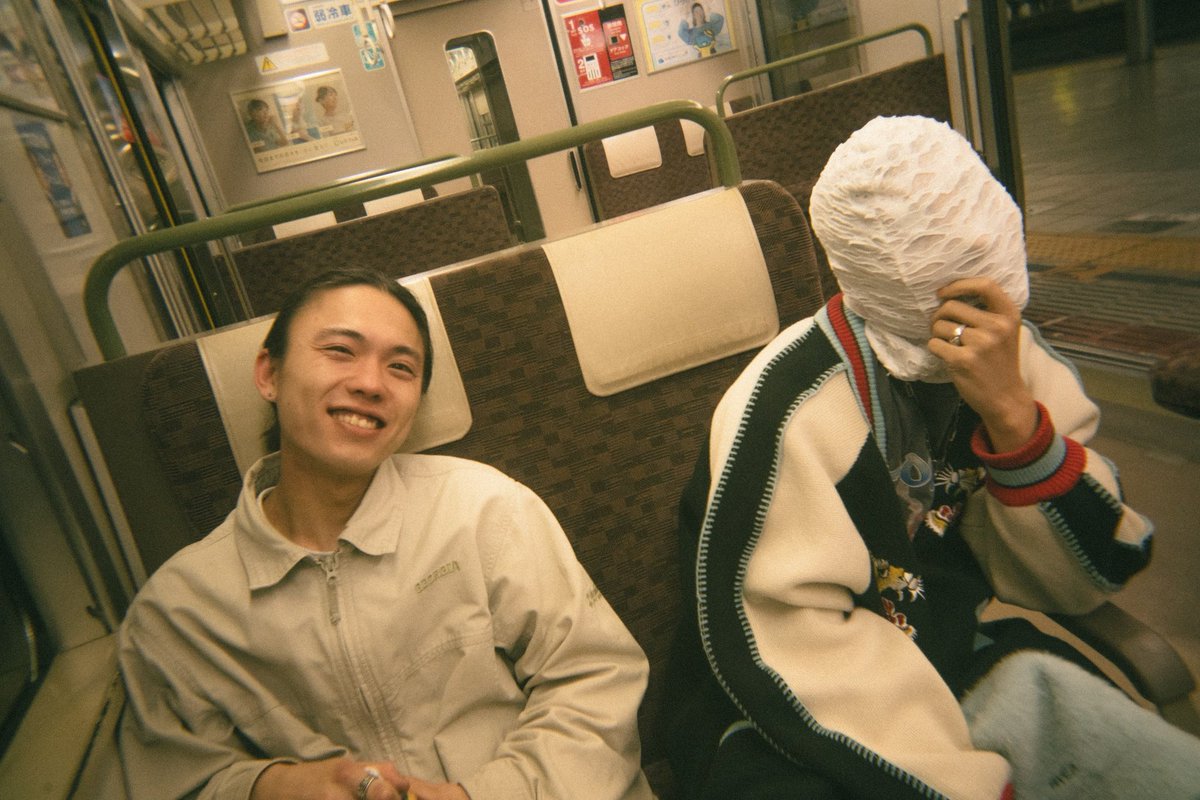 FLAT_FRANKEN's tweet photo. ちゃんと帰る奴と、もう帰り方わからん奴やん https://t.co/weTl6O1ZAG