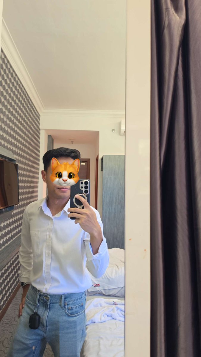 Your Meowness 🐱🦁🐯 tweet media