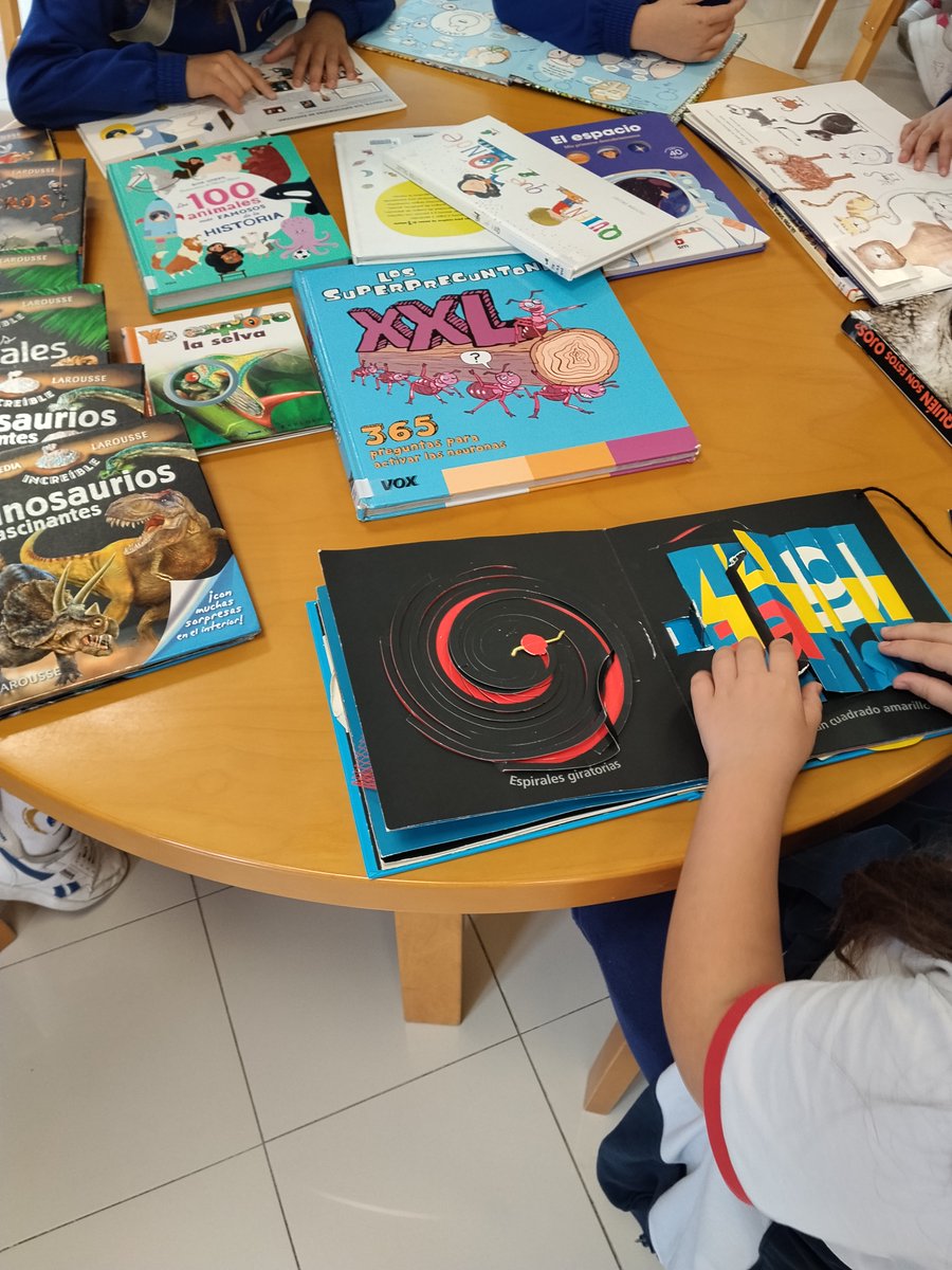 bibliodacoruna tweet media