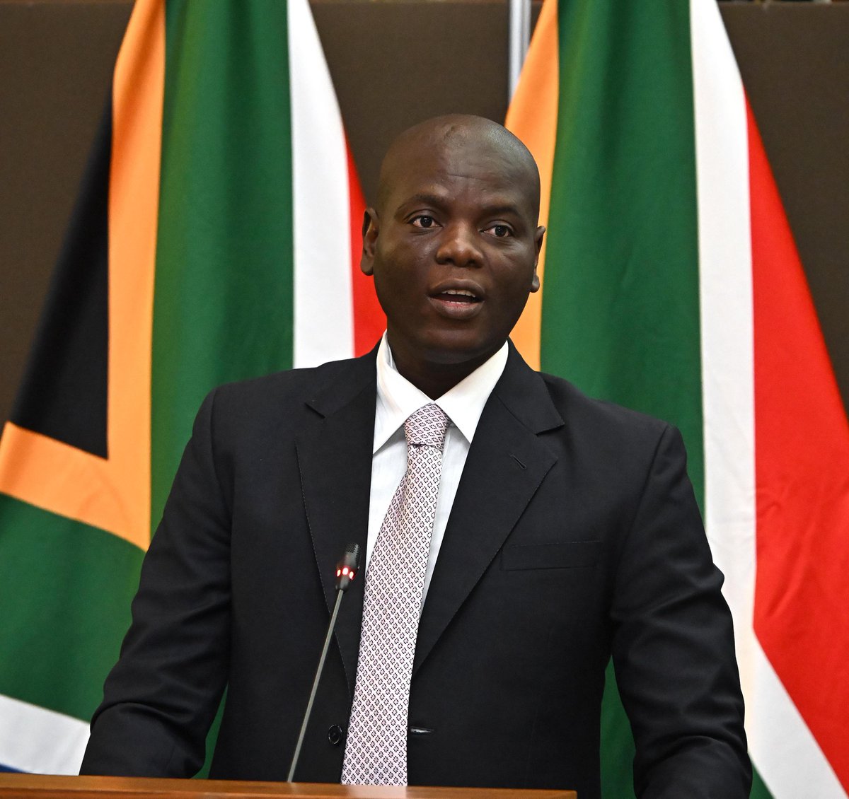 DIRCO_ZA's tweet photo. PHOTOS | Minister Ronald Lamola Address Resident Heads of Missions - Asia and Middle.
"A better tomorrow is possible".
Listen to the opening remarks | https://t.co/DWSWBnMwob
#UbuntuRadioZA
📷: Jacoline Schoones/DIRCO #DIRCO https://t.co/uCVQ7fcMe0
