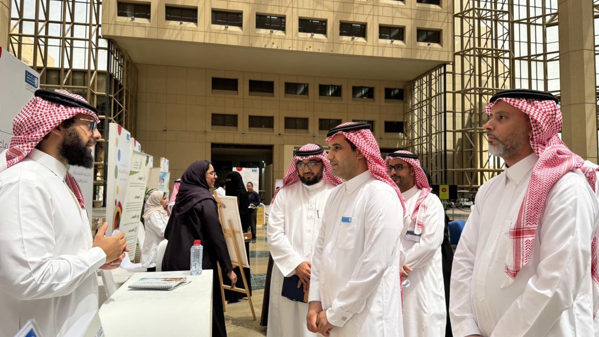 عـــمــادة شــؤون الــطــلاب tweet media