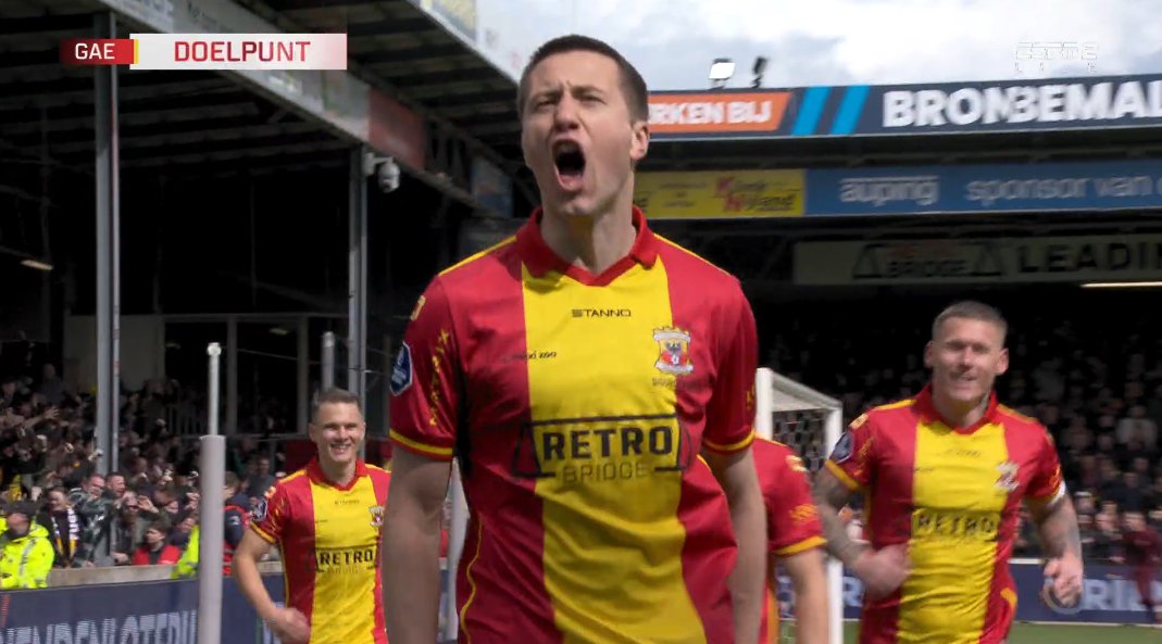 Foet247Benelux's tweet image. After a lengthy delay to the game, Go Ahead Eagles comfortably defeated PEC Zwolle 5-0. #gaepec