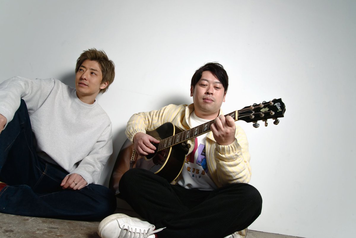 アコースティックデュオ  にこいち
自主制作時代CD『ナキムシピエロ』2011年 にこいち【公式アカウント】 (@nikoichi_staff) / Posts / X