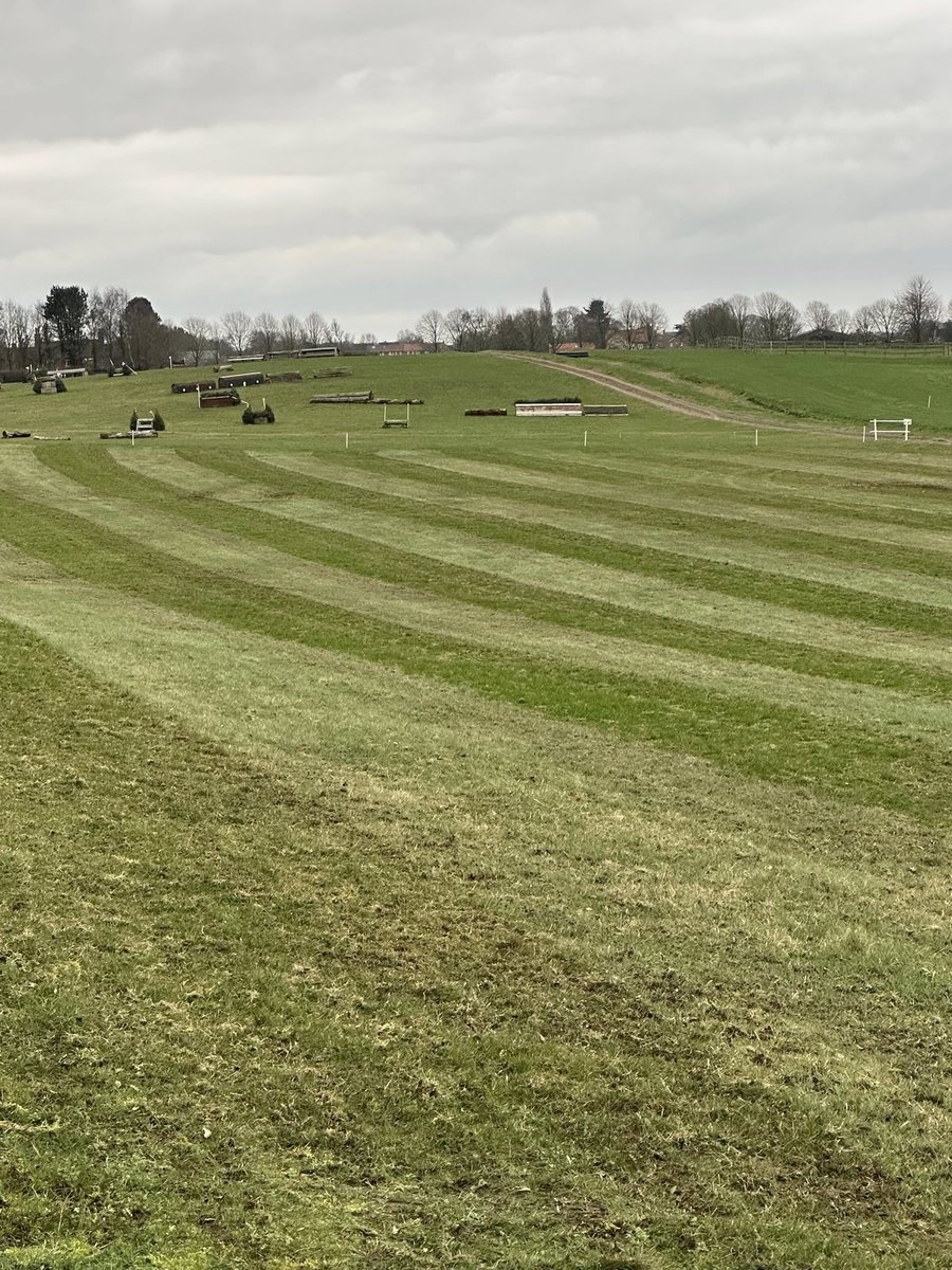 HorseventsUK's tweet image. 🌿 Looking for your next ODE?

Northallerton RC – Sun 3 May
80–100 classes 🏇
👉 horsevents.co.uk/events/?e=52596

#Eventing #ODE #horsevents #breckenbrough