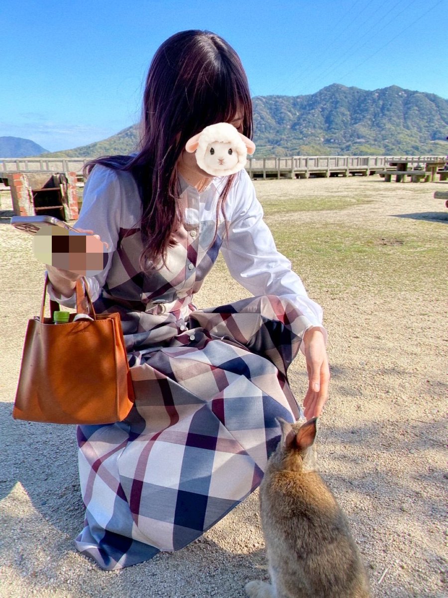 はち tweet media