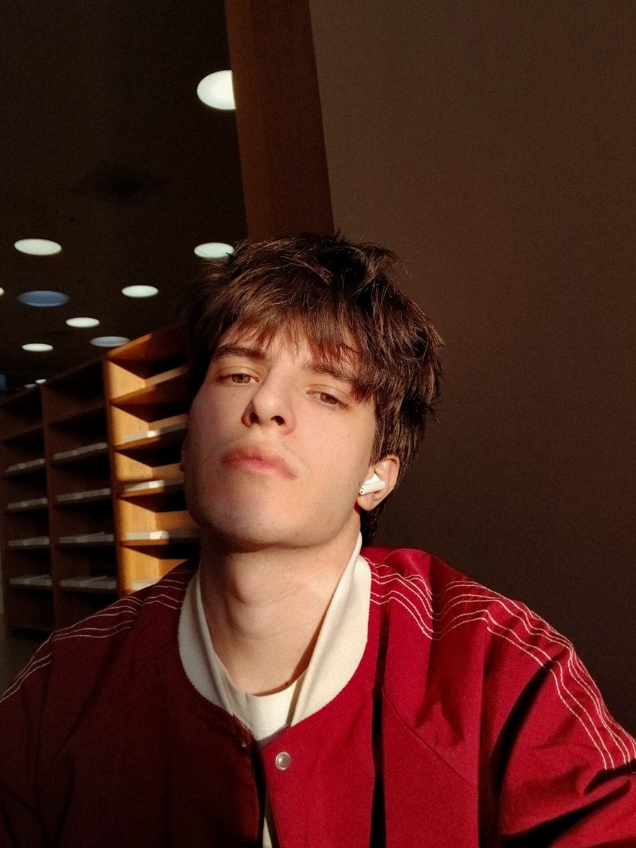 16 yo x 22 yo