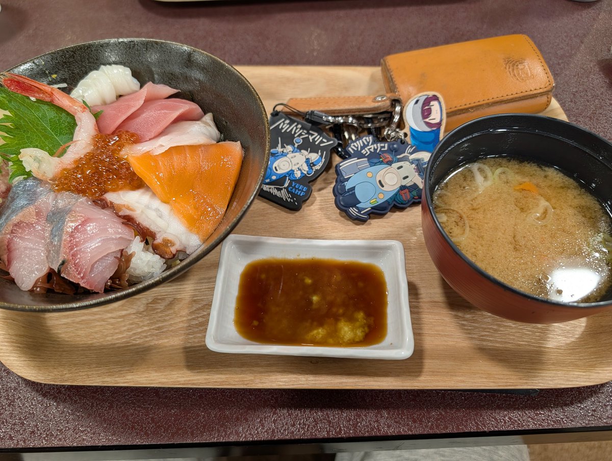 ぶかいち tweet media