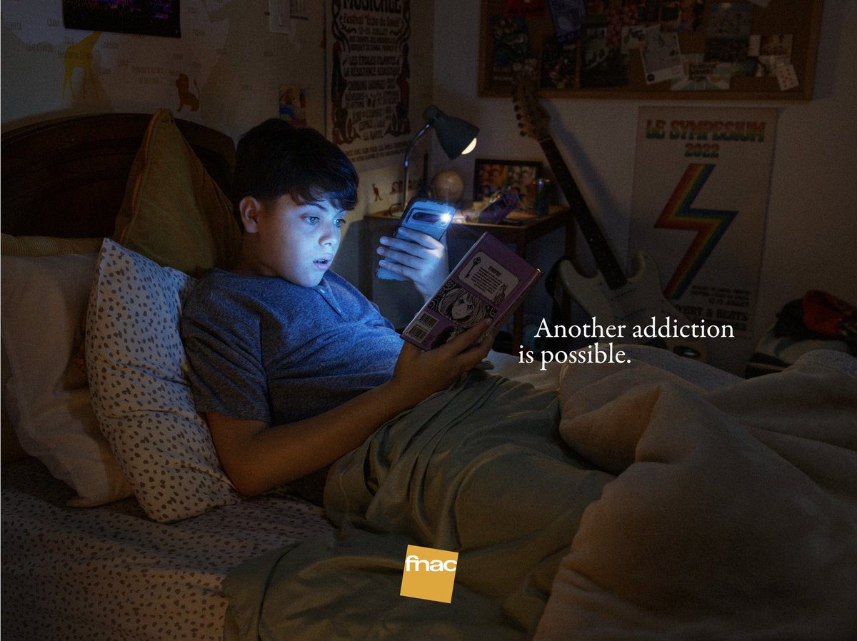 LLLLITL's tweet image. Smart campaign from FNAC (France’s leading bookseller) tackling the decline in reading while cleverly flipping the smartphone debate. 

#Reading #Smartphone #Addiction
