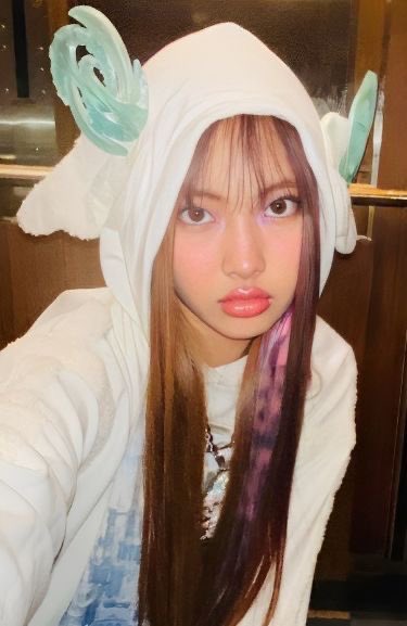 みん tweet media