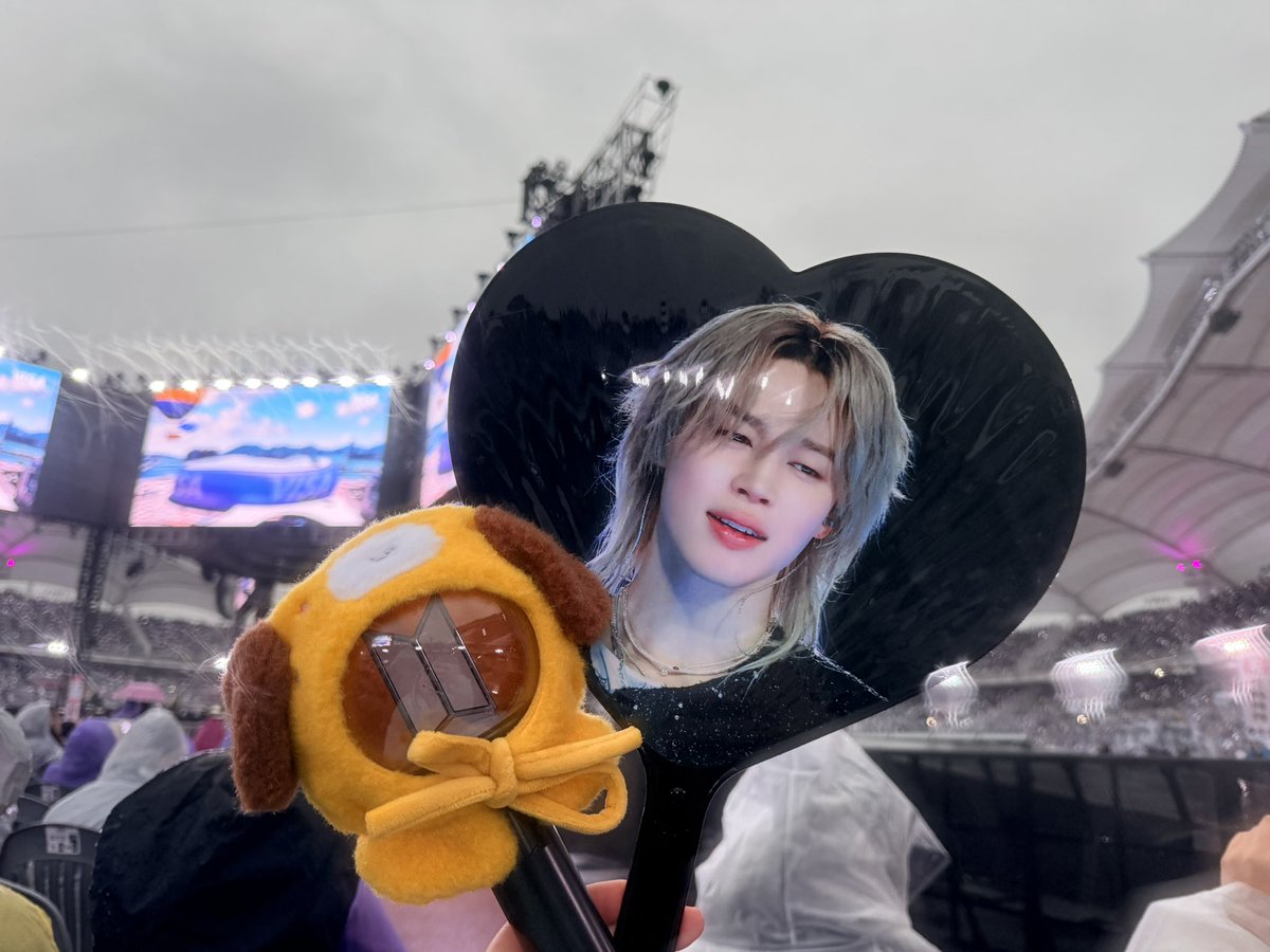 헤헤헤헿 지민아 열심히 응원하고오겠슨🥰💗💕