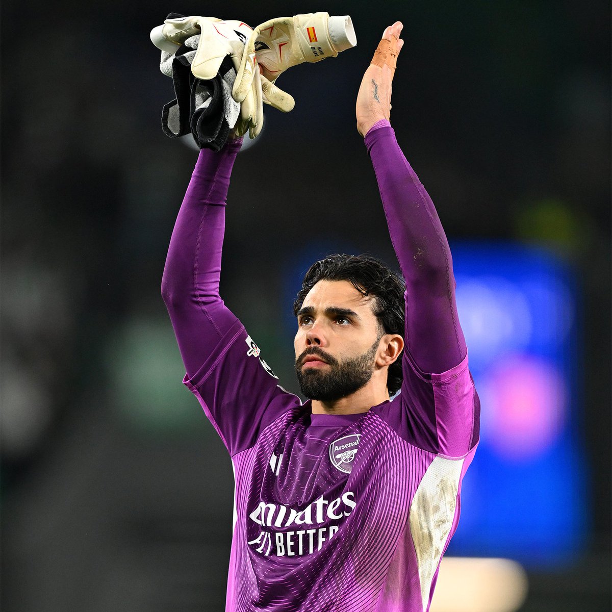 الخيار الكلاسيكي: "ديفيد رايا" جدار إسبانيا العازل وأجمل لحظاته مع أرسنال" 