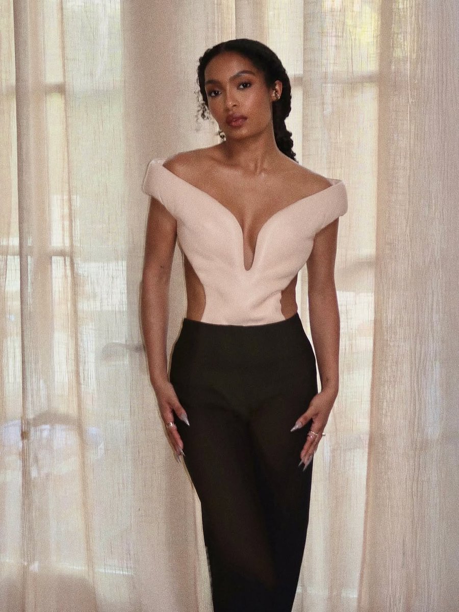blackishpress's tweet photo. Yara Shahidi https://t.co/c0zDmia4rJ