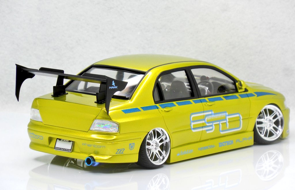 princegorilab's tweet image. ワイスピ2のランエボ…のパチモンが堂々完成で～す😉

本家はVIIなのでVIIIのこれはどこまで行ってもパチモンですw

#ハイキューパーツ さんのデカールを使って、拘って作ったので、パチモンでもかなり気に入ってます😆

#124scalemodel #jdm #evo8
#fastandfurious
#PrinceGorillaWorks