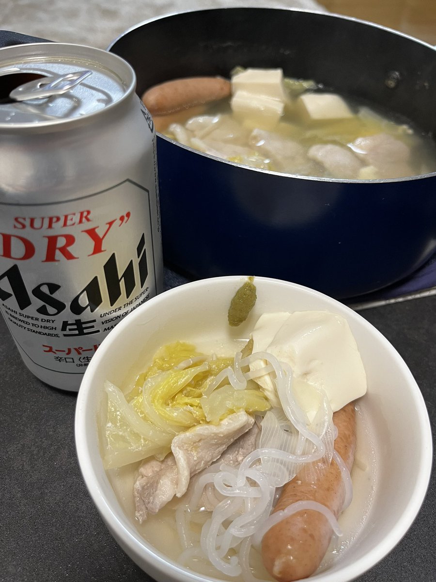 おこんばんわんわん tweet media