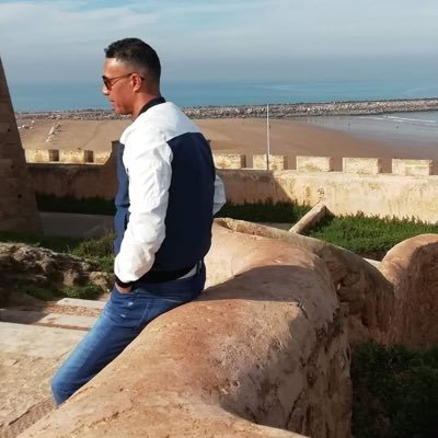 💛 💙عااالمي الخرج 💙 💛 tweet media