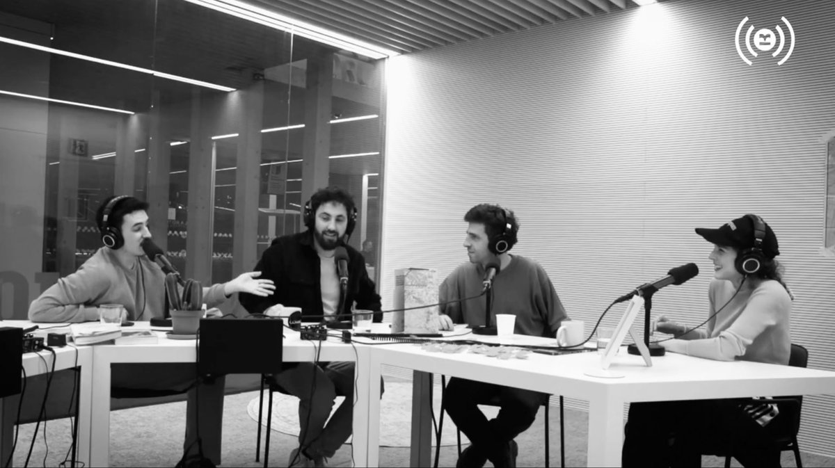 Medianoche en Comala tweet media