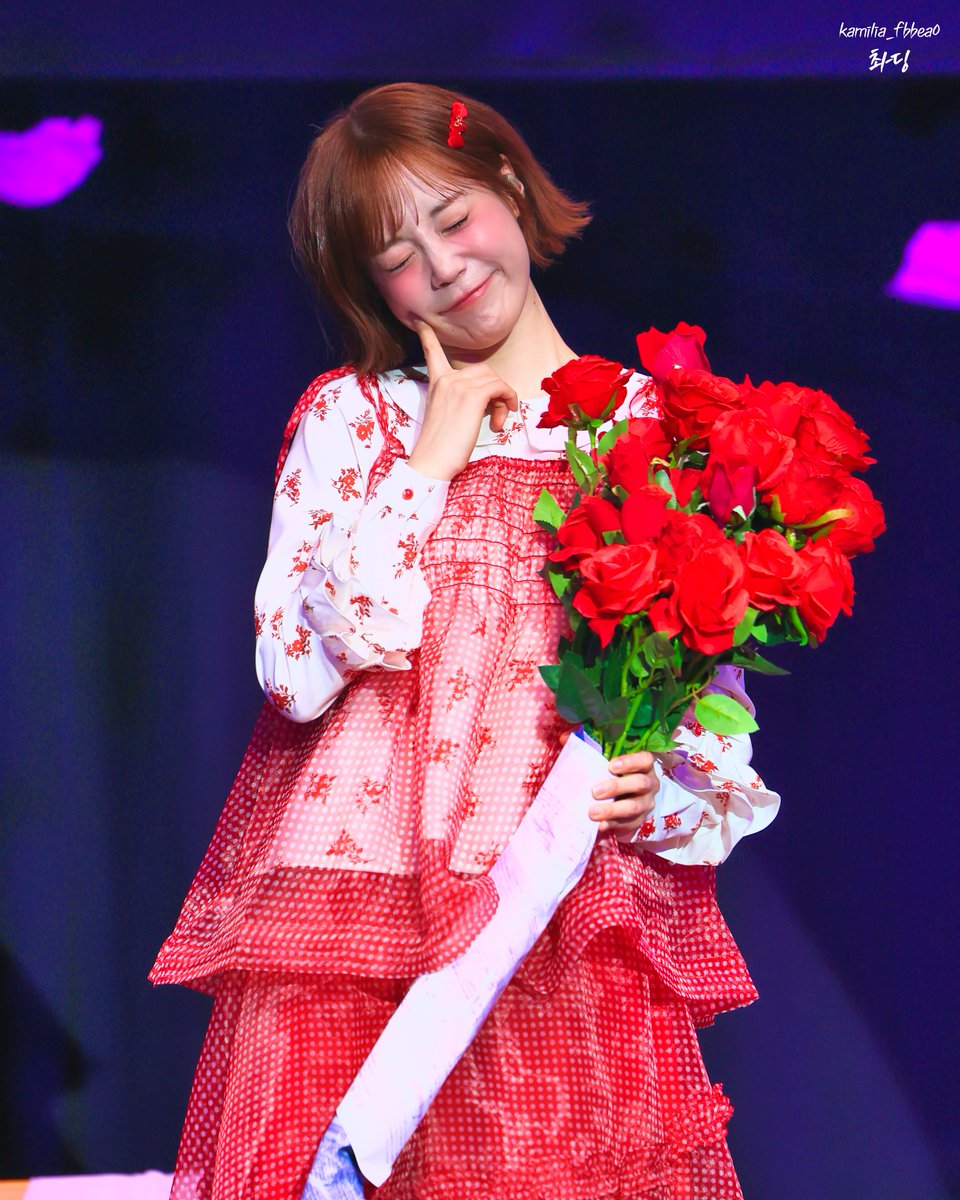 260328 YOUNG JI JAPAN FAN MEETING
「Hello, Spring with HURMING」2부
뭐가 꽃이야💐

#허영지 #Youngji #ヨンジ #카라 #KARA
#허영지는지금도배고파