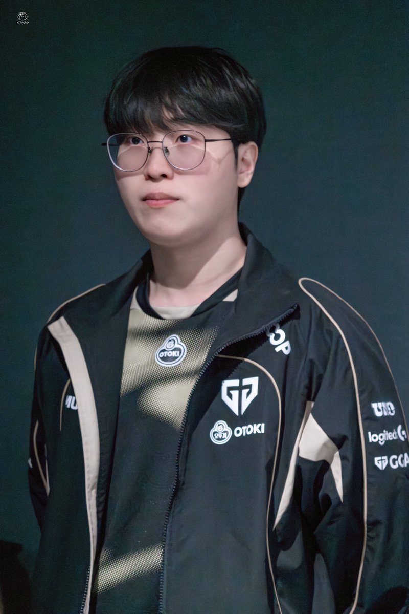 낀쵸 ✨ tweet media