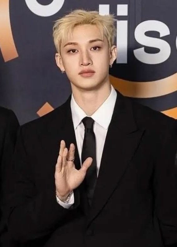 BANG CHAN INTERNATIONAL 🩷 tweet media