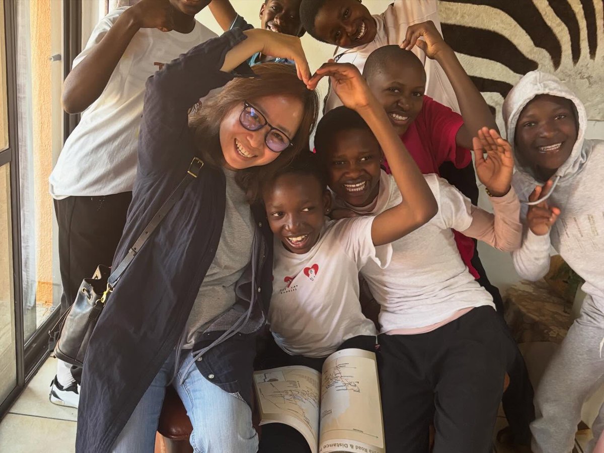 AmitofoCareCtr's tweet image. [The Goal of Education: From Discipline to Self-Management] 
“Education and discipline eventually return to two things: self-management and responsibility.”

#Education #SelfManagement #PeterDrucker #ACCNamibiaTeam #YouthDevelopment #Mentorship #DengaNdaitwah