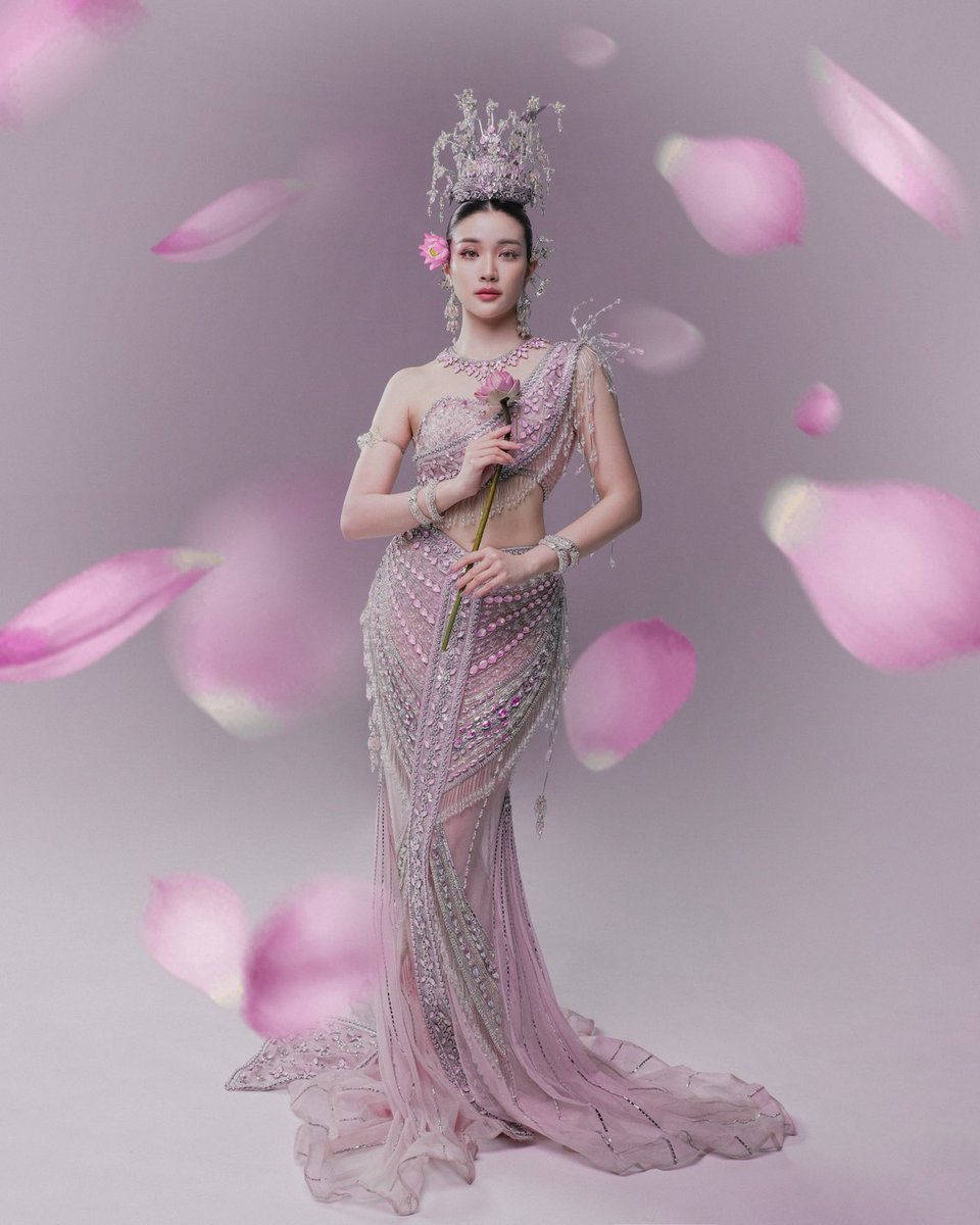 Thai_Tude tweet media