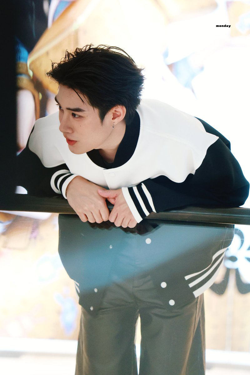 𝐦𝐨𝐧𝐝𝐚𝐲˖.☘︎ ݁˖ tweet media