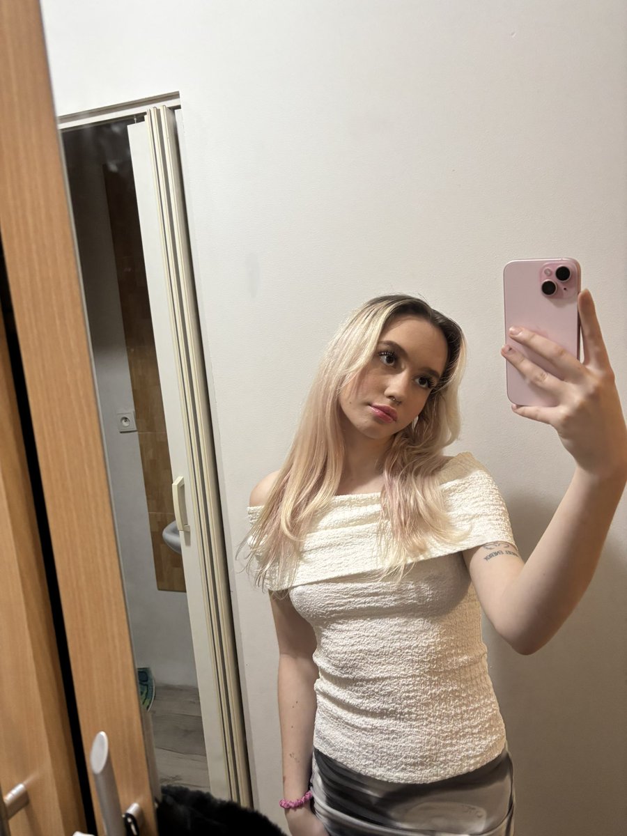 b0rd3rl1n3baby (@sleepykatty) / Posts / X