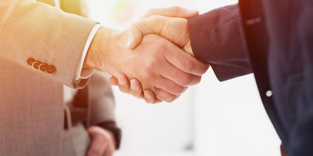 DSSBudapest's tweet photo. 📖DSS Blog: Project? T&amp;M? Insourcing? Try &amp; Hire? For us, IT partnership means that we don’t sell models; instead, we seek solutions tailored to our clients’ specific problems. 

▶️Read on: https://t.co/zX7e1tUO14

#DSSBudapest #blog #ITpartnership https://t.co/2xdkaMTZ1D