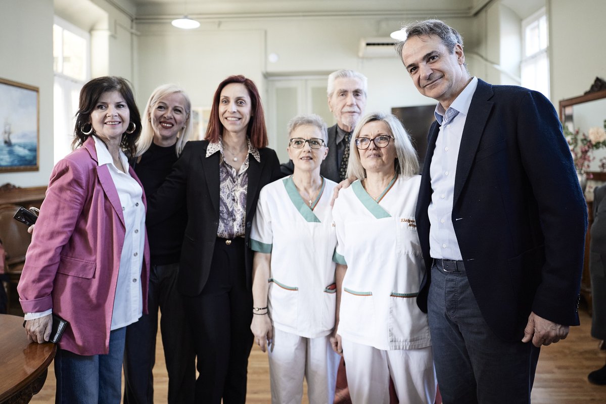 Prime Minister GR tweet media