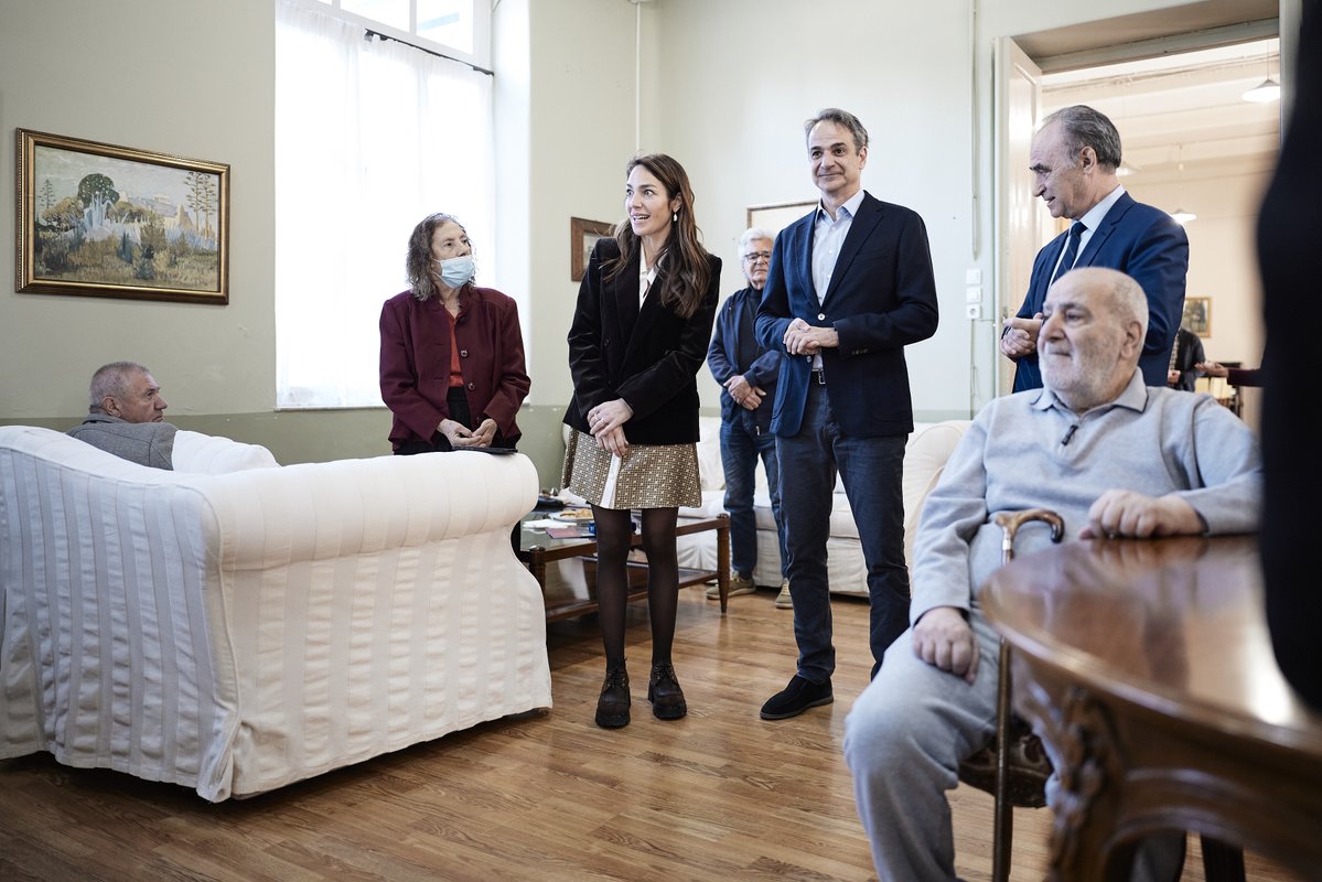 Prime Minister GR tweet media