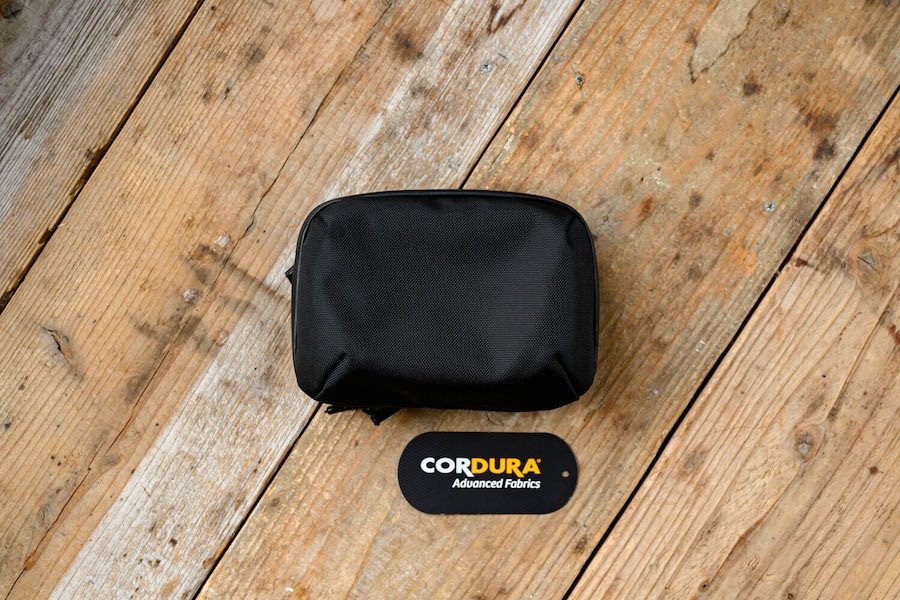 drip_corp's tweet photo. 只今より『HALFDAY POUCH
』を再販いたしました。

PCやカメラなどのガジェットを中心としたモノ選びに定評のあるトバログさんとのコラボで共同制作したガジェット圧縮ポーチ

商品の感想は@drip_corp を付けてシェアしていただけると嬉しいです！

▼商品詳細・購入先はこちら
https://t.co/Yh3qLmUYcg
